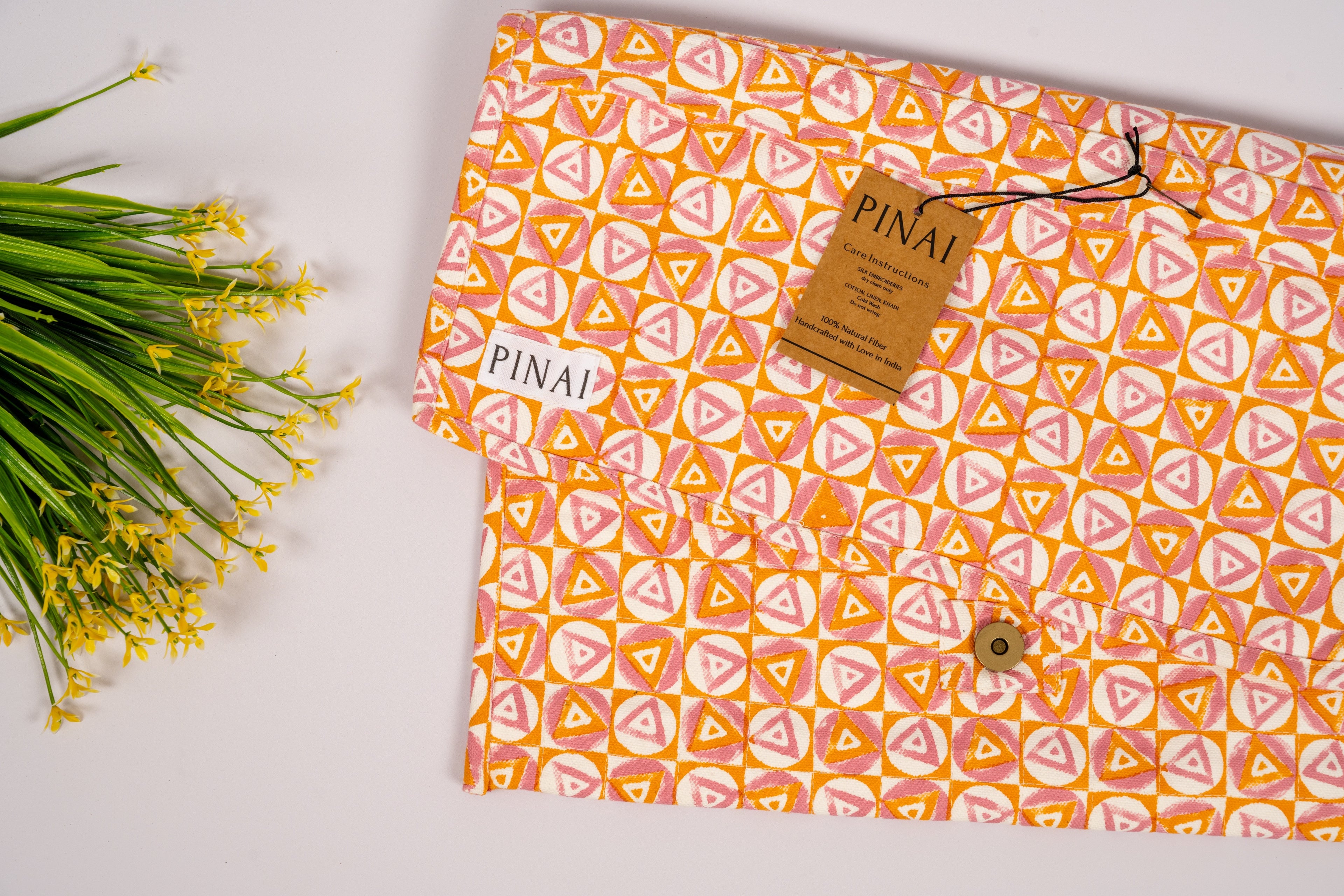 Kesar Laptop Bag & Sleeve