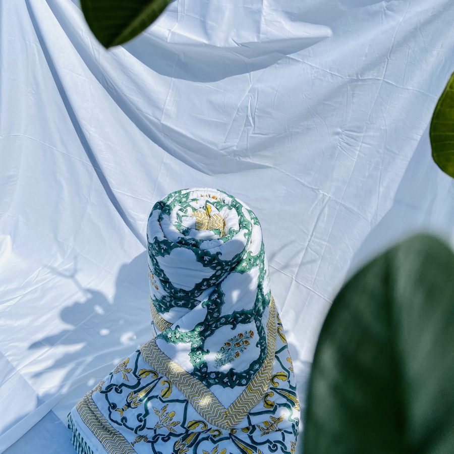 Blooming Floral Muslin Quilt - Image 4